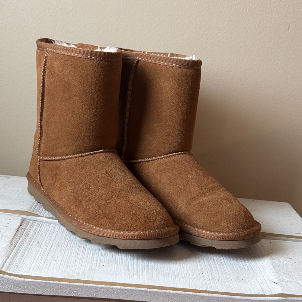 Time and Tru Tan Suede Boots